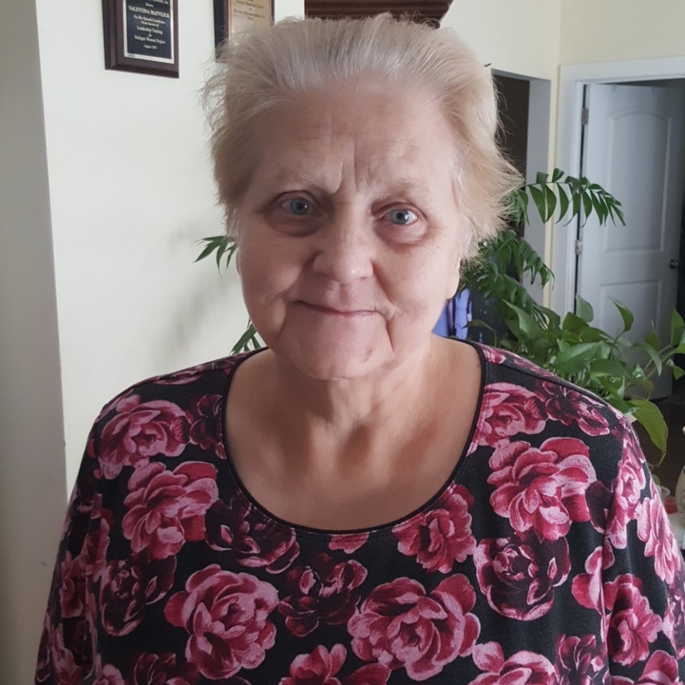 Meet your Posher, Valentina